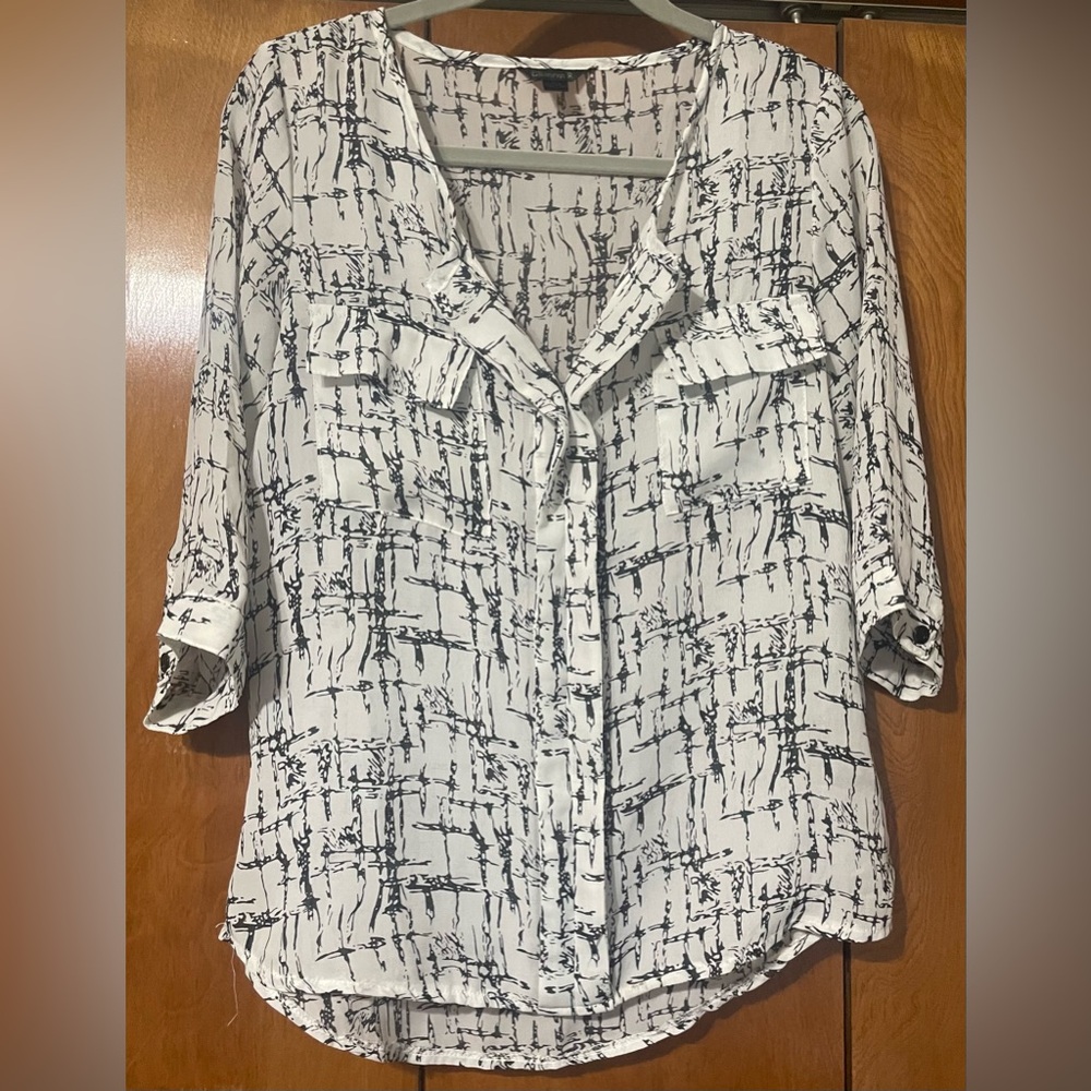 Chances R  Black and White Blouse
